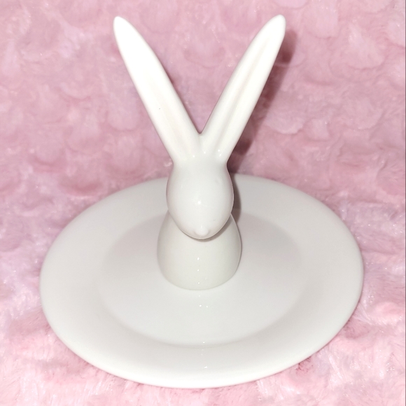 Other - 🐇SALE🐇Bunny glass trinket tray. Approx. 4" tall.